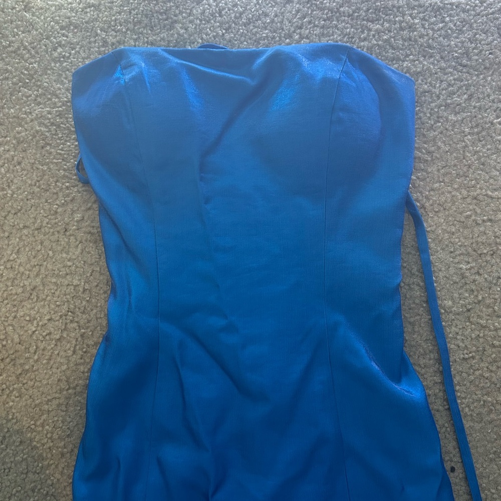 Elegant Blue Strapless Dress
